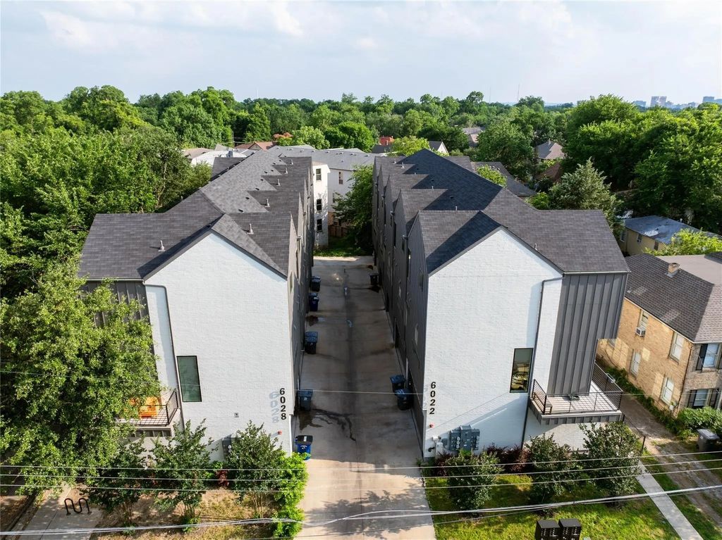 6028 Lewis Street 201, Dallas