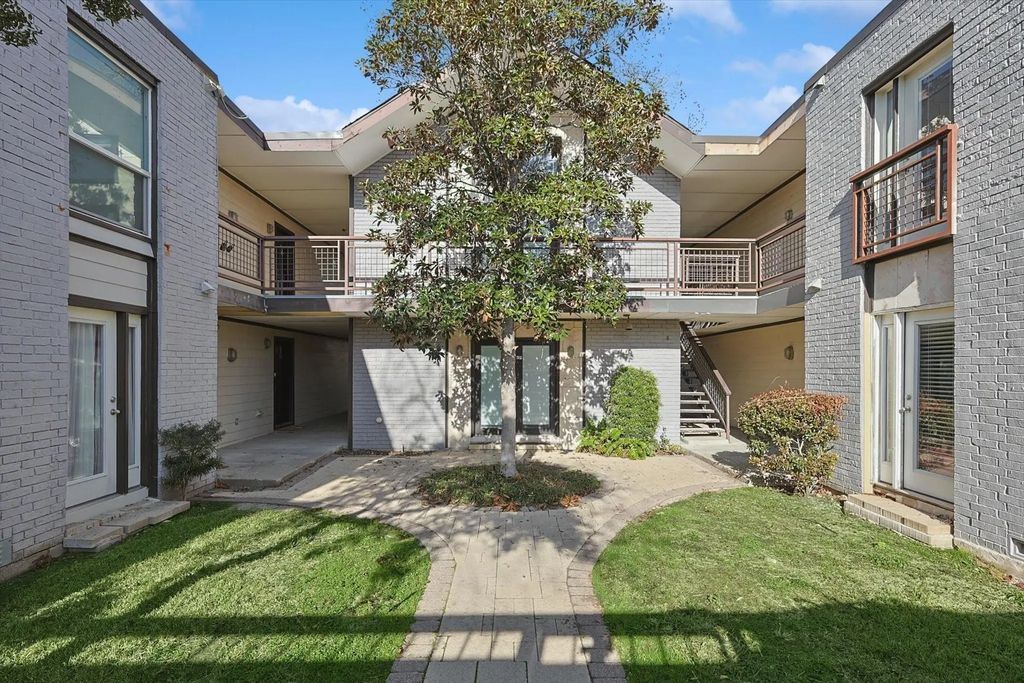 2722 Knight Street 232a, Dallas
