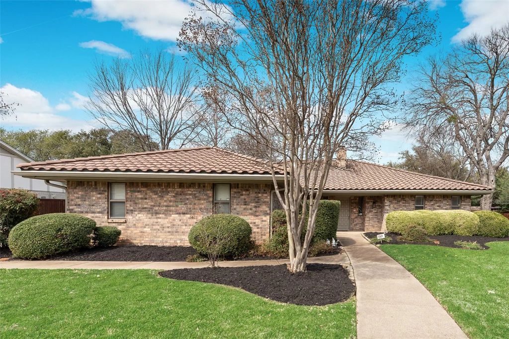 219 Indian Creek Drive, Trophy Club