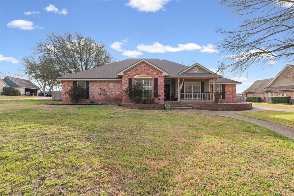 703 Gibraltar Lane, Lorena