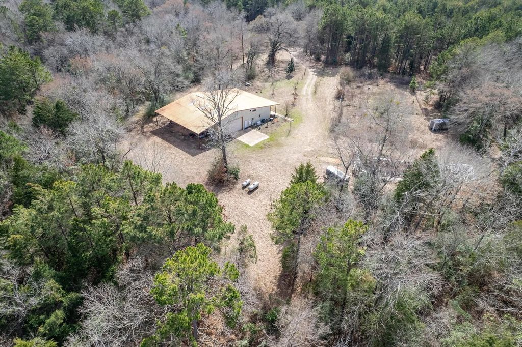 1070 Piney Grove, Rusk