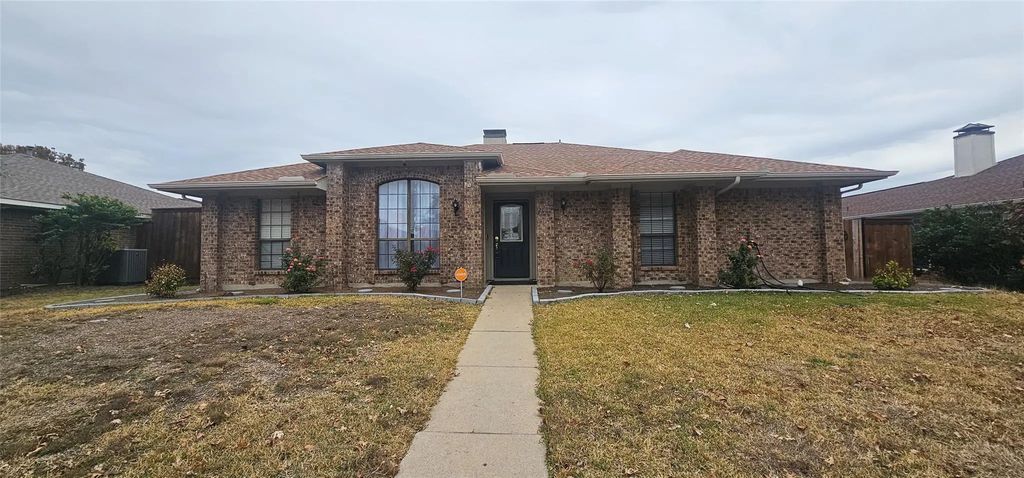 3102 Aspen Drive, Carrollton