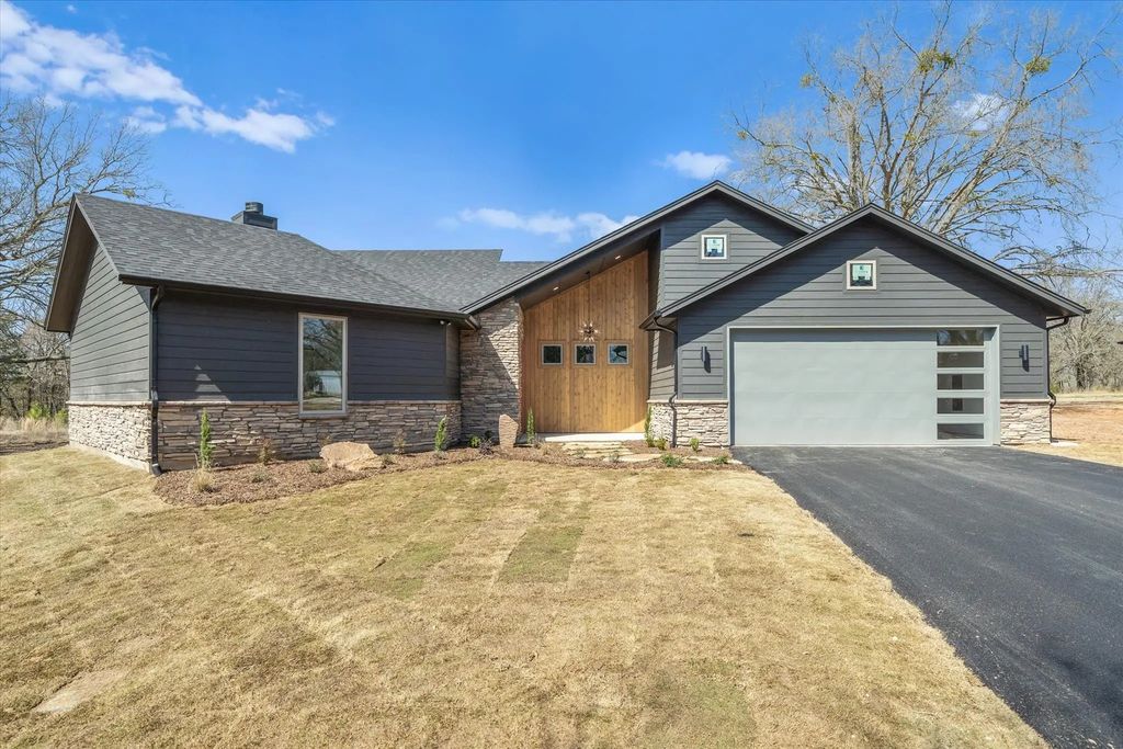 575 Vz County Road 3108, Edgewood