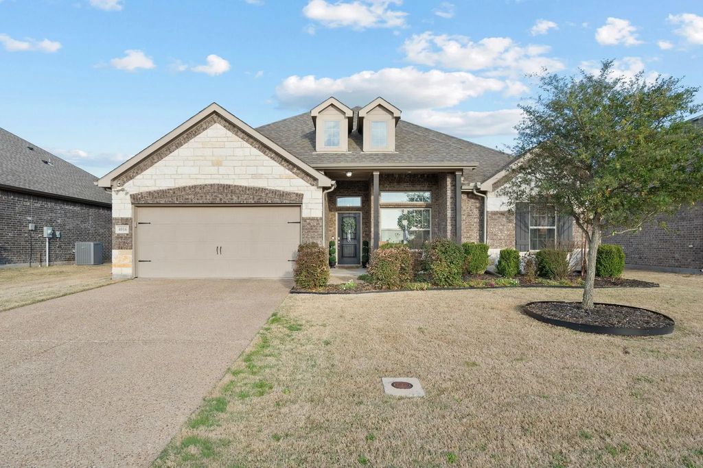 4016 Gray Wolf Drive, Melissa