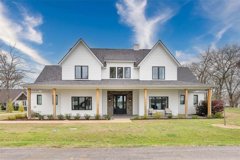 653 Enchanted Isles Drive, Mabank