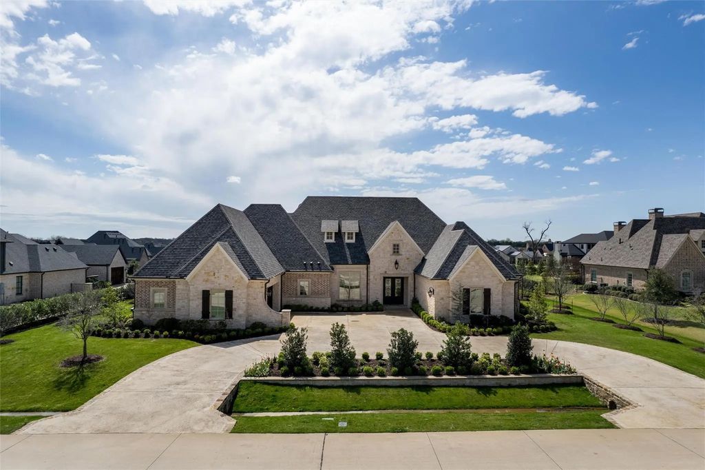658 Louise Drive, Fairview