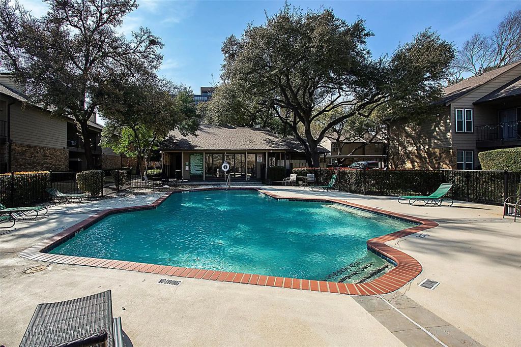5300 Keller Springs Road 1090, Dallas
