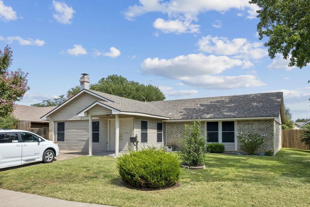 2007 Shenandoah Drive, Carrollton