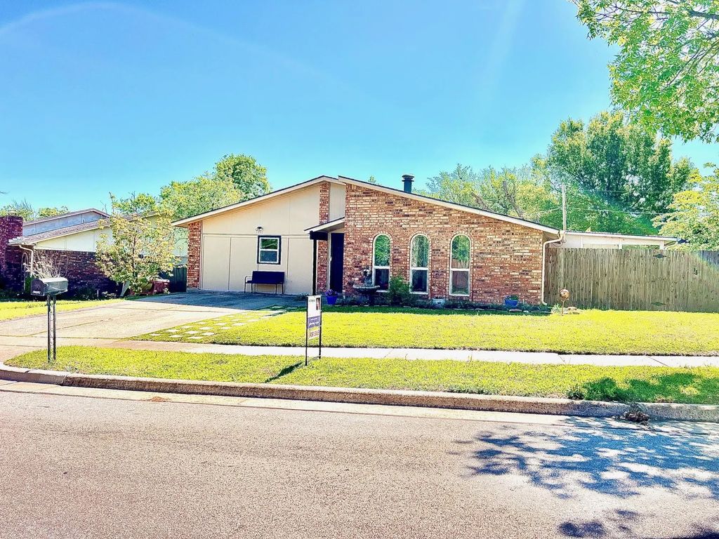3415 Killala Court, Arlington