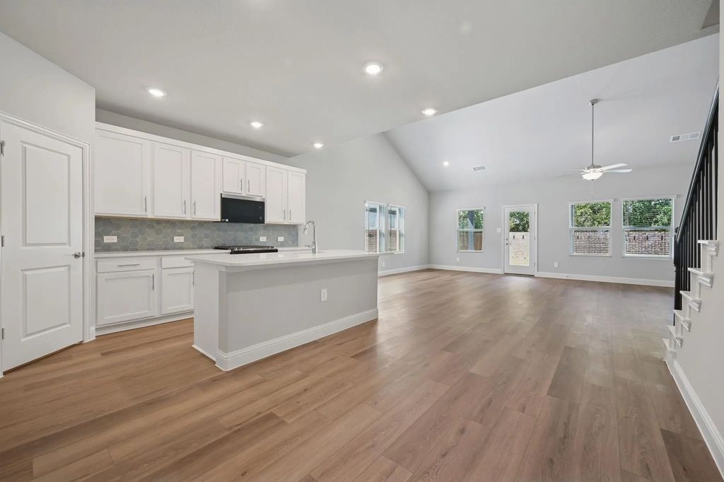 1418 Winters Way, Princeton