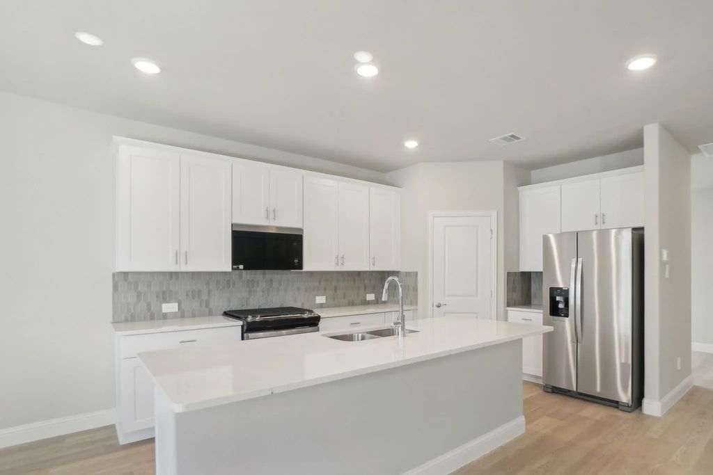 1414 Winters Way, Princeton