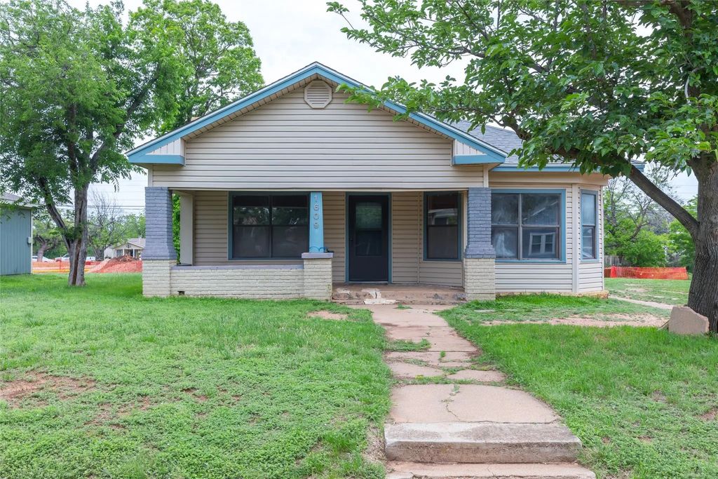 1609 Chestnut Street, Abilene