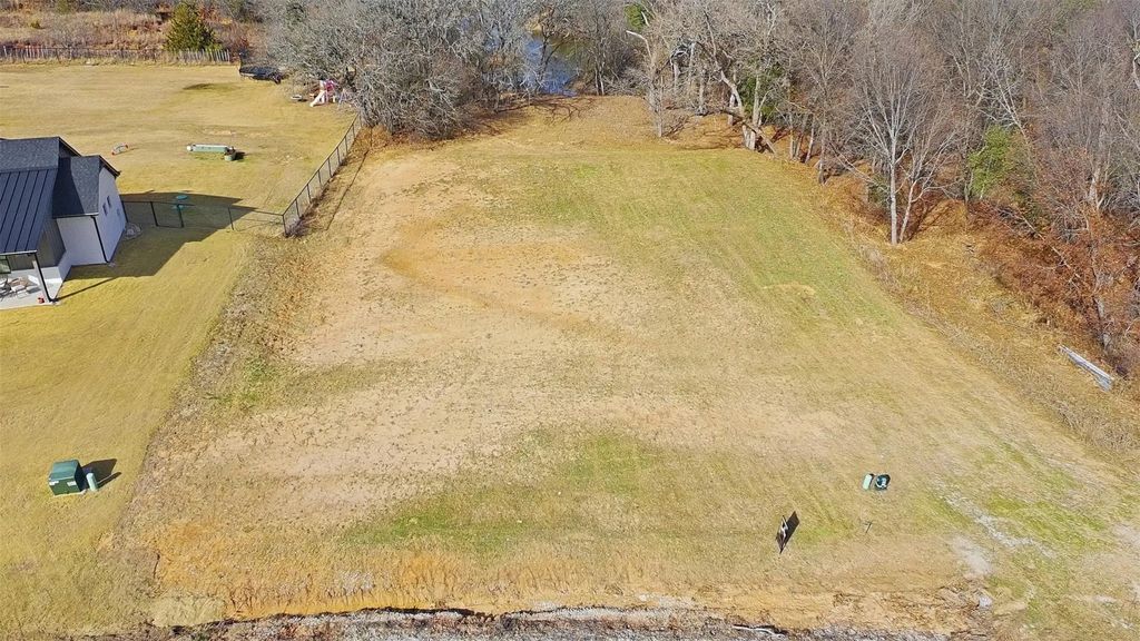 2020 Shady Creek Crossing, Azle