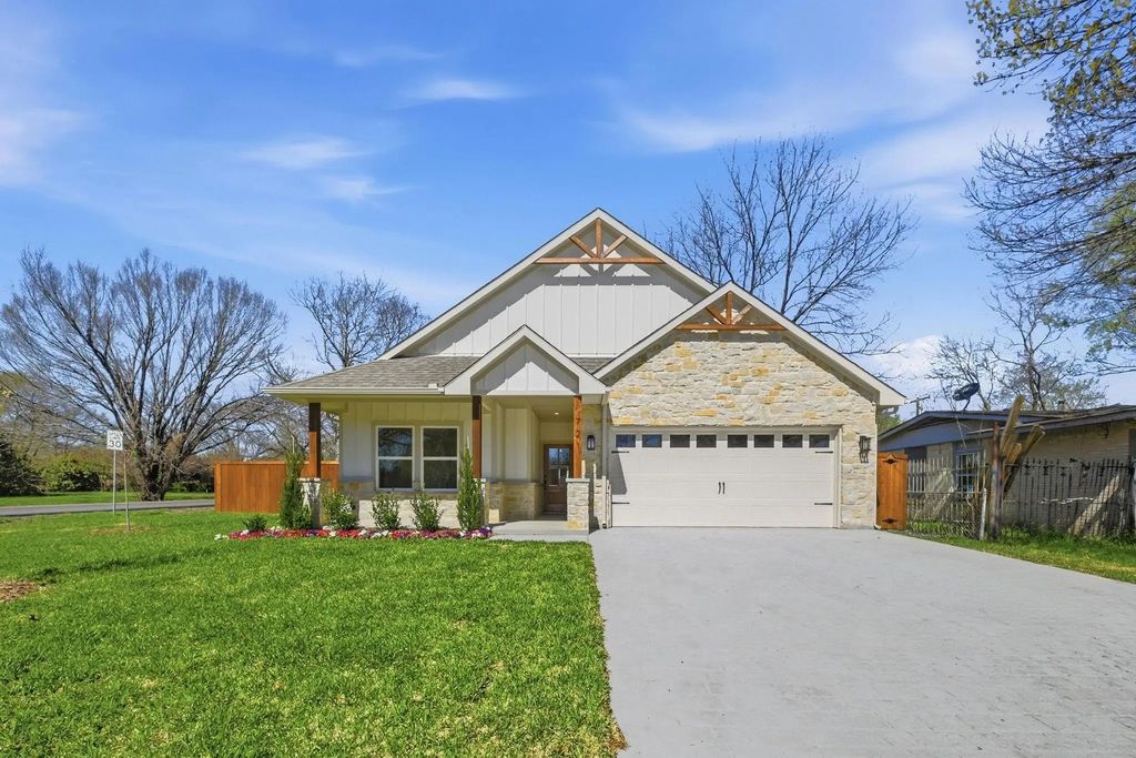 721 High School Drive, Seagoville