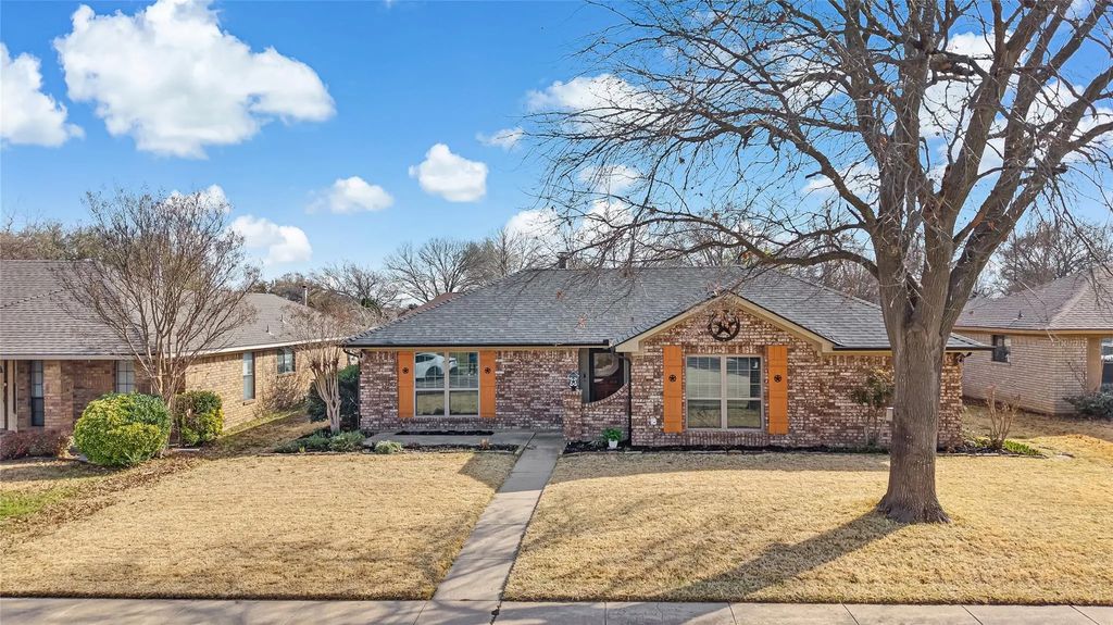 1518 Mayflower Drive, Allen