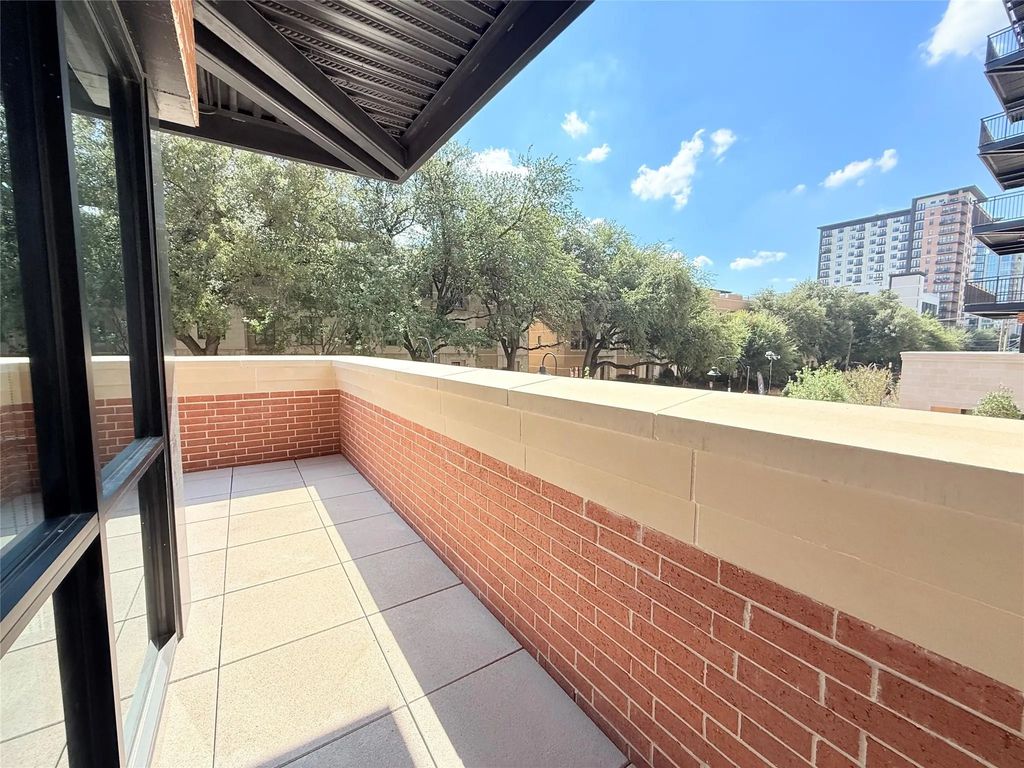 3255 Carlisle Street 1307, Dallas