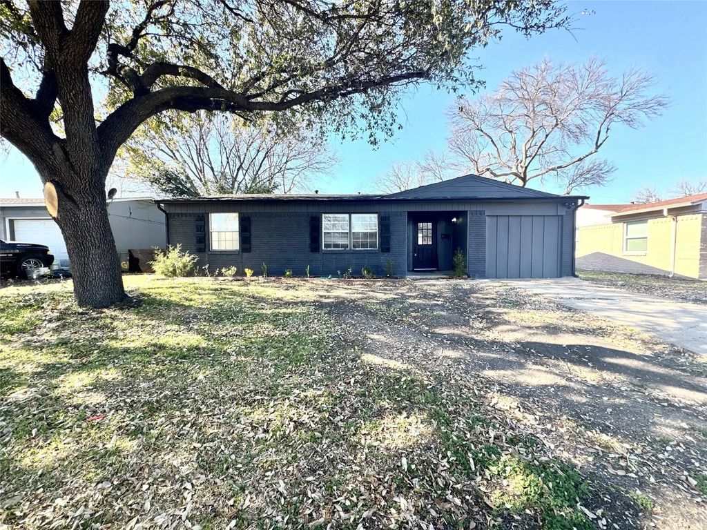 4517 Sherwood Drive, Mesquite