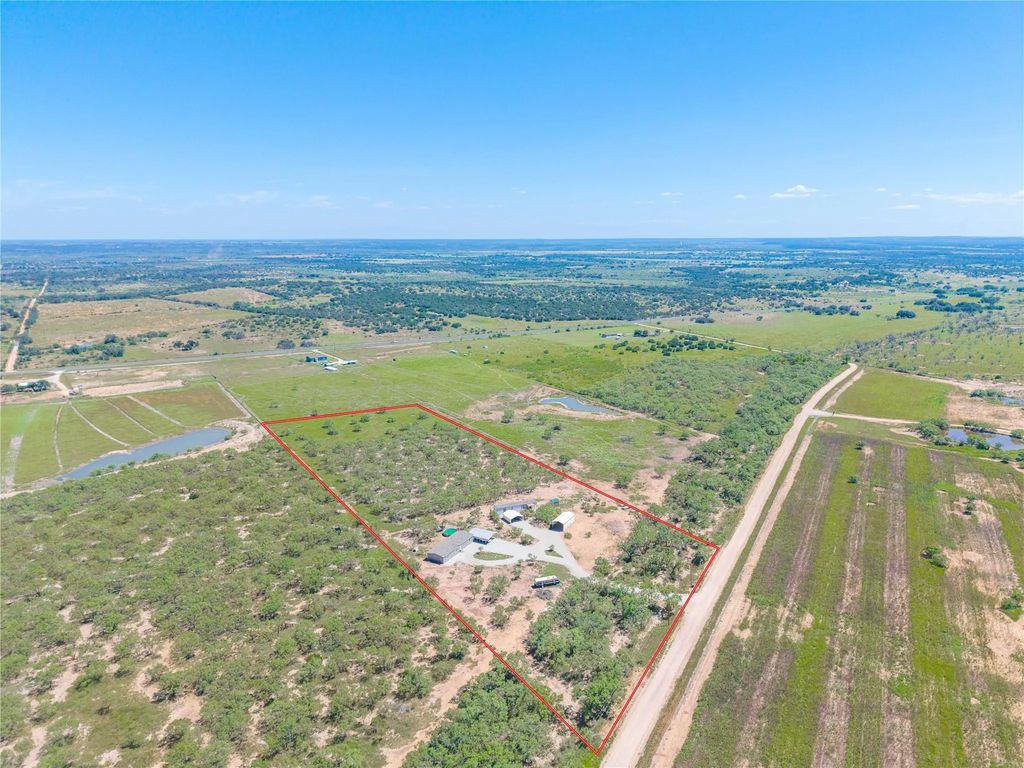 16107 County Road 211, Brookesmith