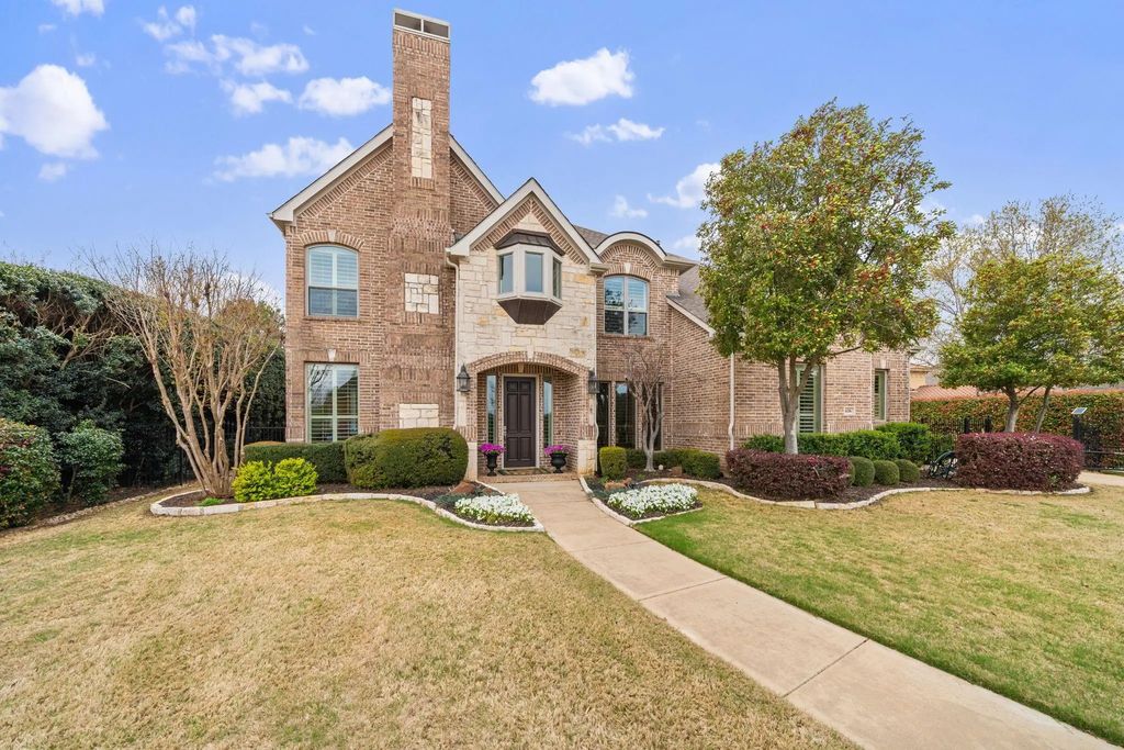 616 Honeysuckle Hollow, Southlake