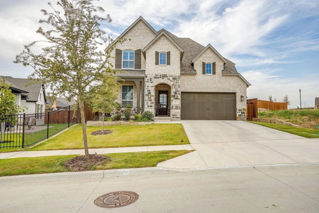 2132 Rolling Oaks Drive, Fort Worth
