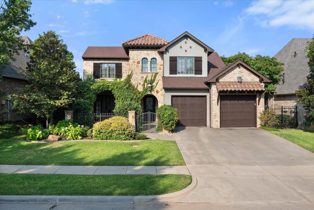 920 Nottingham Road, Keller