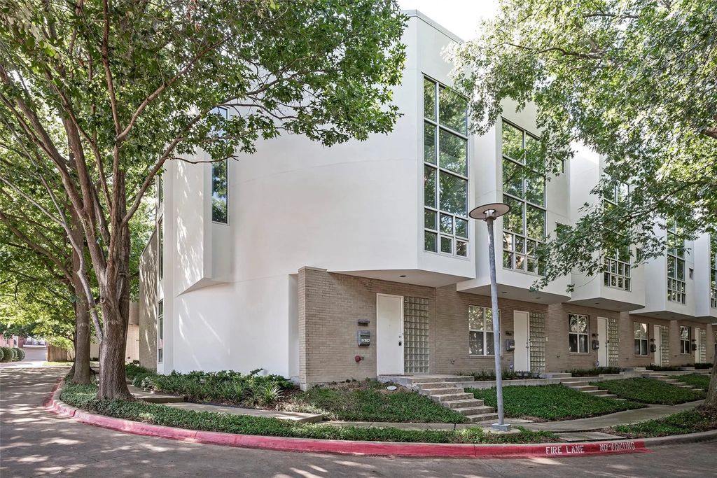 3372 Miro Place, Dallas