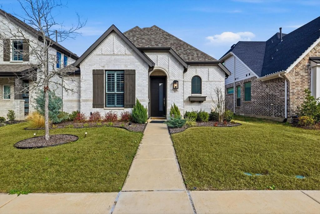 8128 Legacy Trail, McKinney