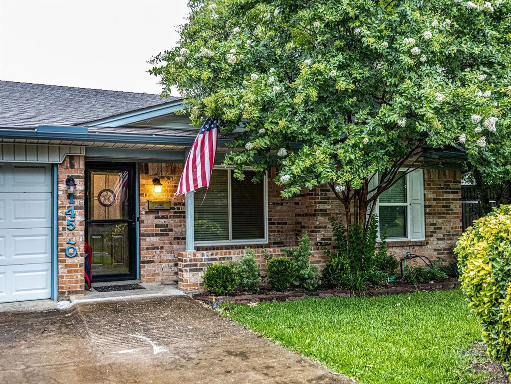 14520 Shoredale Lane, Farmers Branch