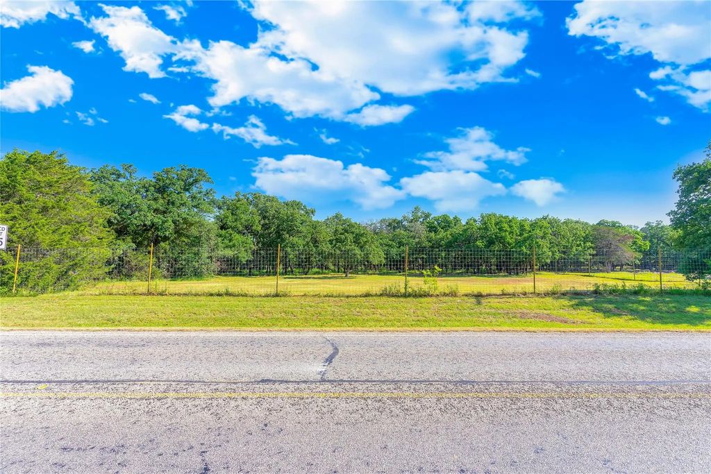 4825 Conveyor Drive, Cleburne