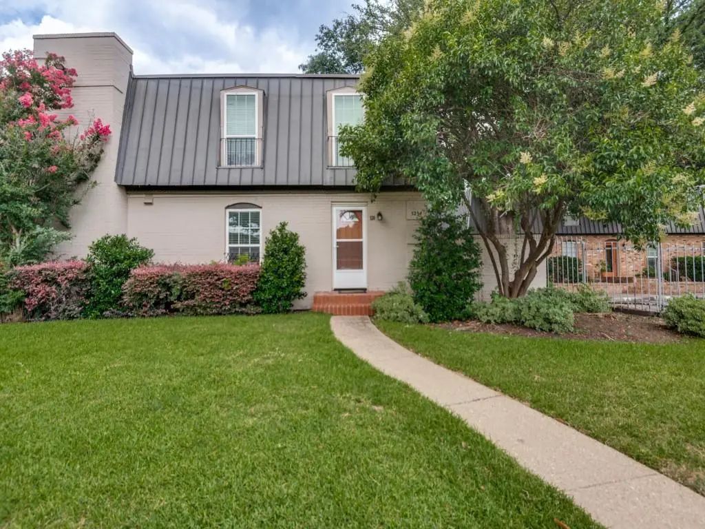 5234 Fleetwood Oaks Avenue 120, Dallas