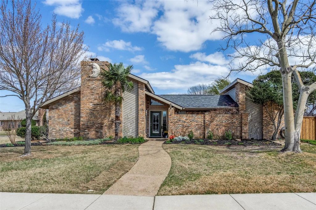 3901 Medina Drive, Plano