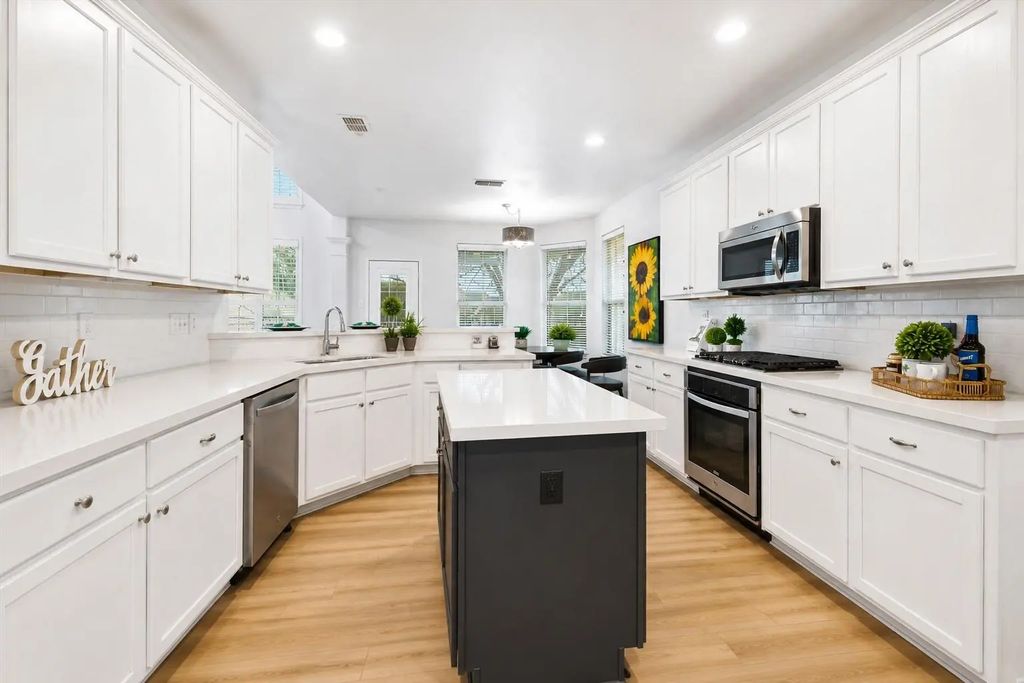 4865 Grinstein Drive, Fort Worth