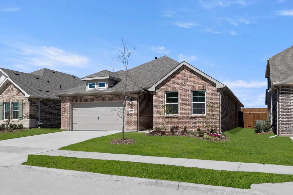 677 Tyronza Drive, Justin