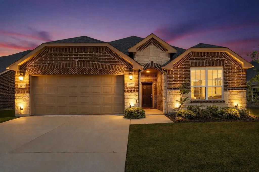 5920 Iron Creek Road, Fort Worth
