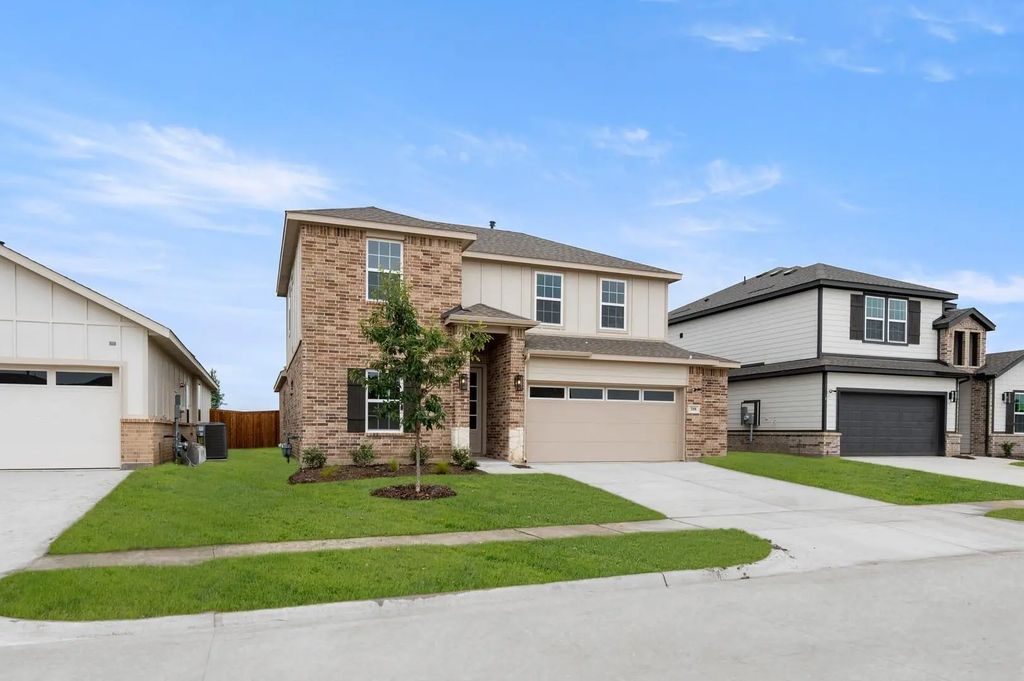 308 Sequoia Lane, Denton