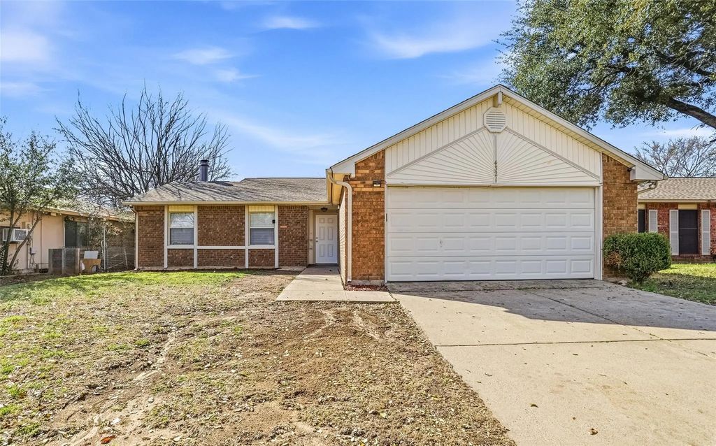 4321 Sweetgum Way, Fort Worth