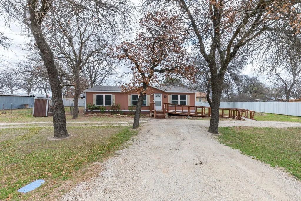717 Marlin Street, Clyde