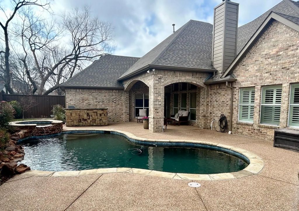 2201 Jefferson Trail, Denton