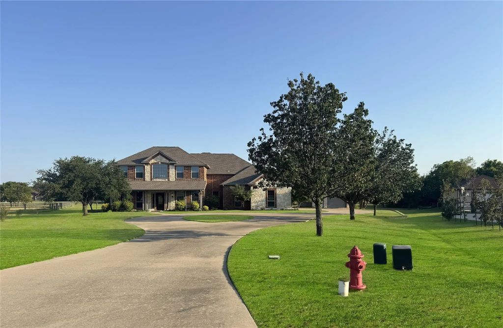 205 Sundance Court, Royse City