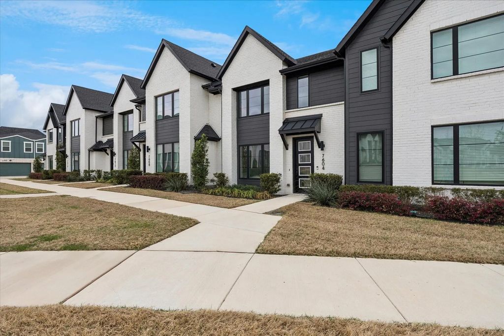 7604 Rambler Lane, North Richland Hills