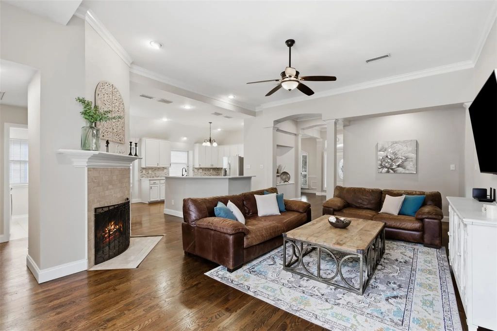 1434 Lone Star Court, Allen