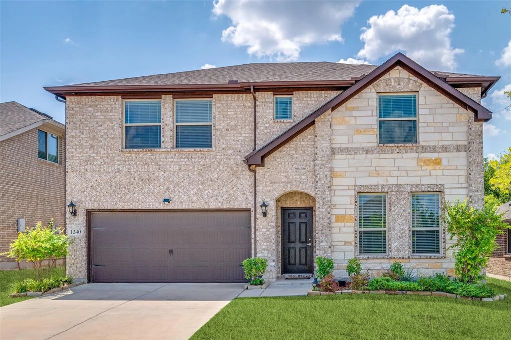 1240 Morning Ridge Trail, Aubrey