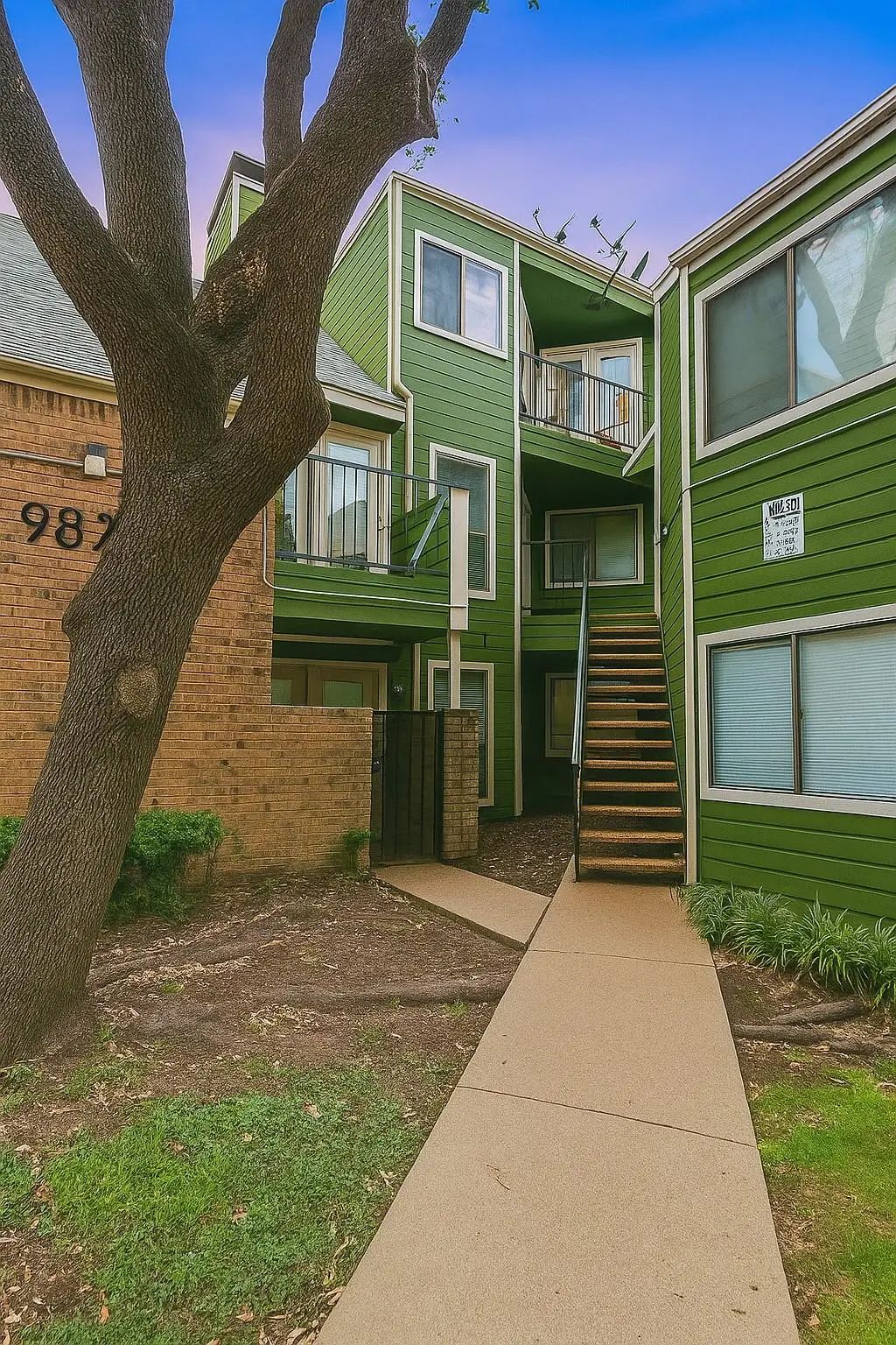 9823 Walnut Street 307, Dallas