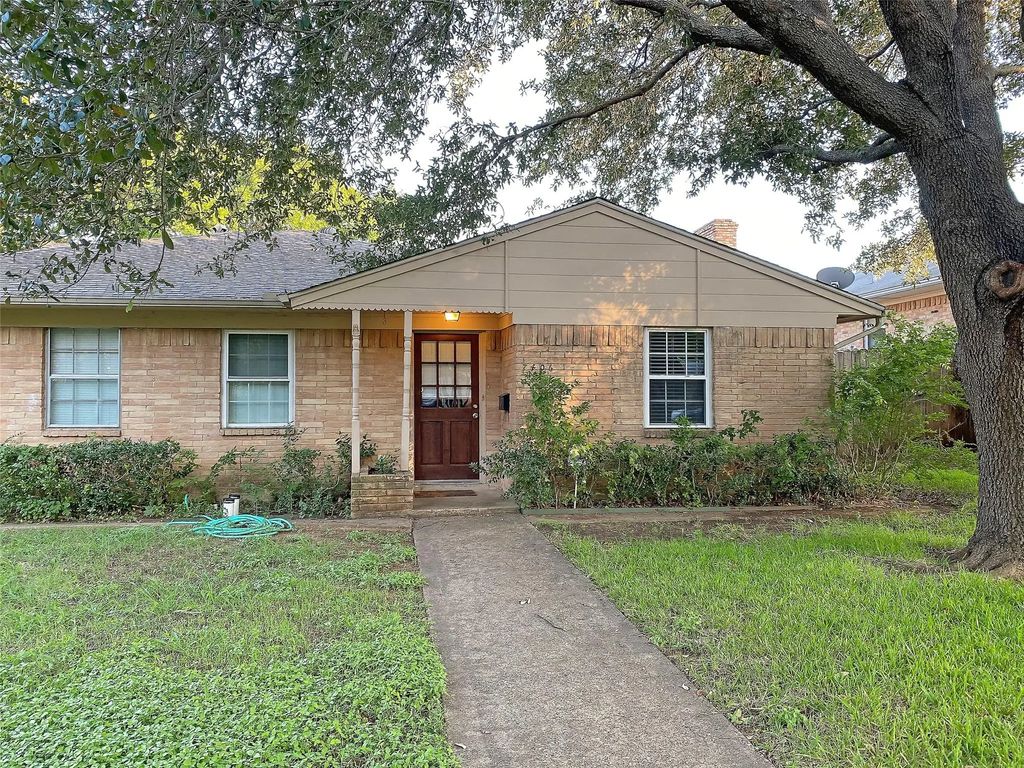 7406 Walling Lane, Dallas