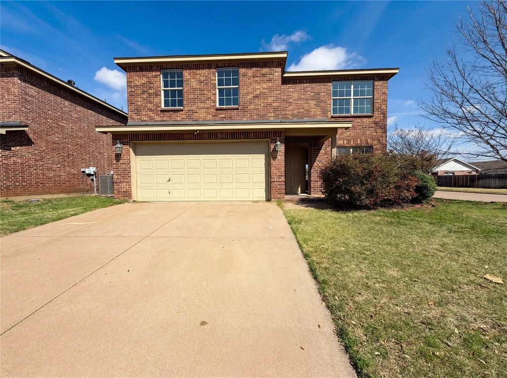 1200 Boxwood Drive, Crowley