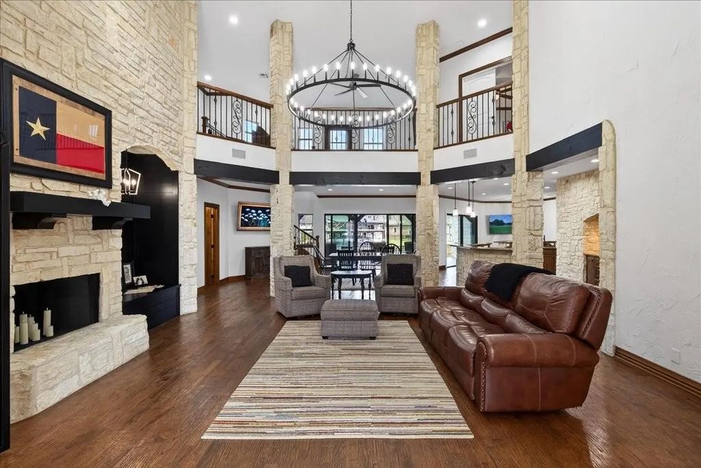 115 Saint Annes Drive, Mabank
