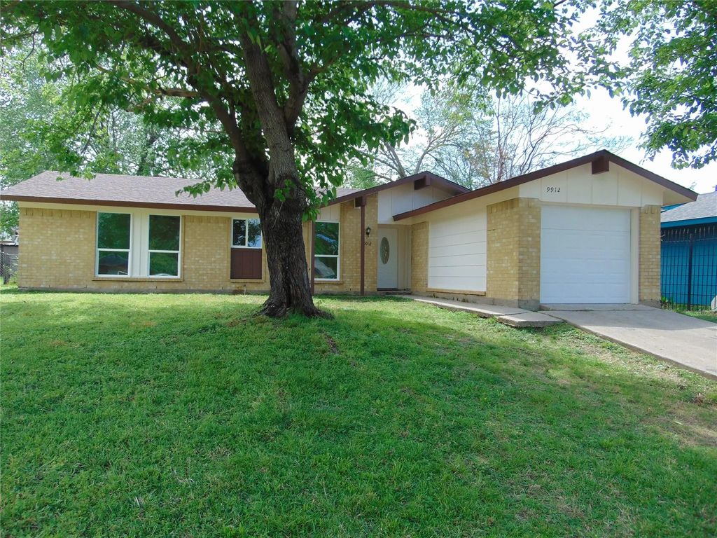 9912 Bluffcreek Drive, Dallas
