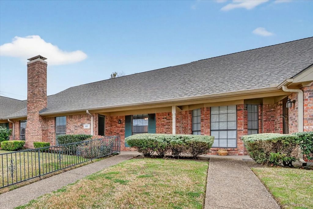 507 Lexington Drive, Corsicana