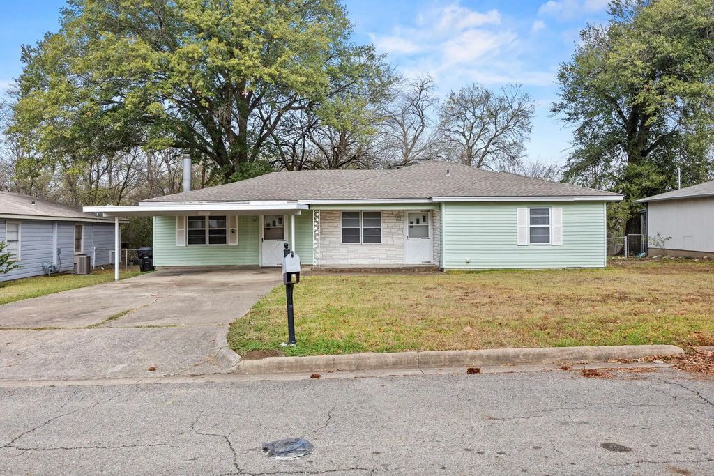 4026 Dixon Circle, Greenville
