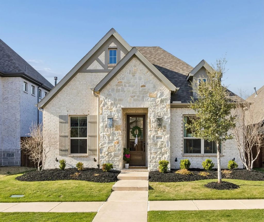 8516 Haverhill, The Colony